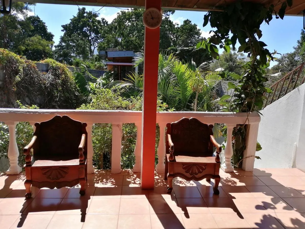 Hotel Internacional Guest House Antigua 3*,  Guatemala